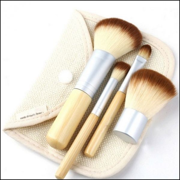 Kit Com 04 Pincéis de Cerdas Naturais - Cód.011